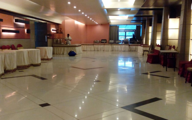The Shiv Grand