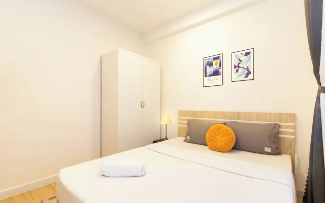 SOHO Premier Residence