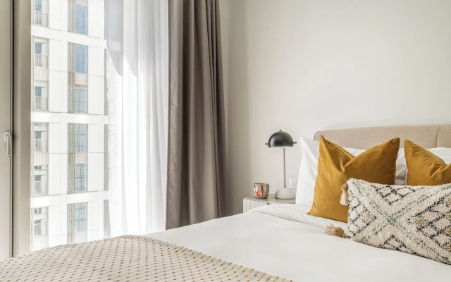 Stratford Apartments by Urban Rest