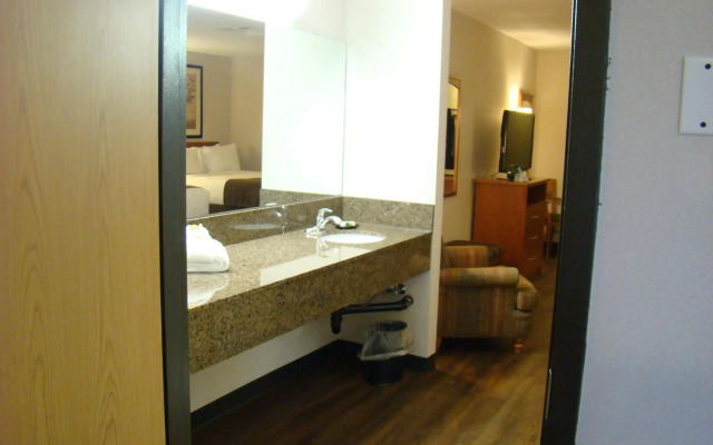 Quality Inn and Suites