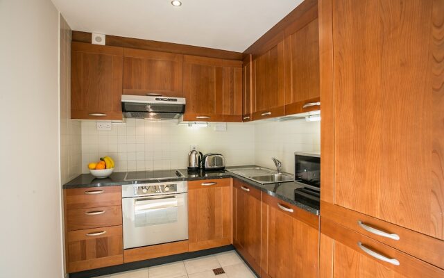 Grand Canal Square Apartments