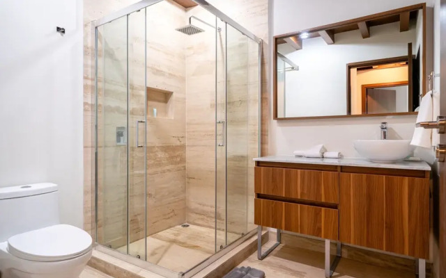 Condo Anahuac - Luxury At AWA Residences