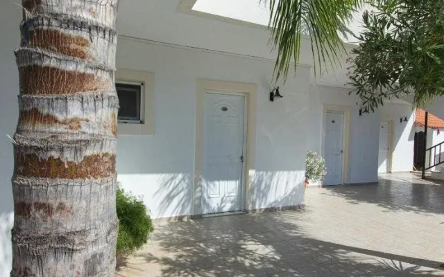 Hotel Pinelopi