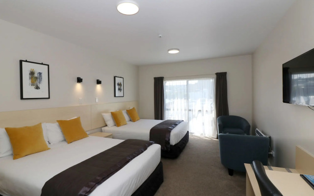 The Victoria Hotel Dunedin