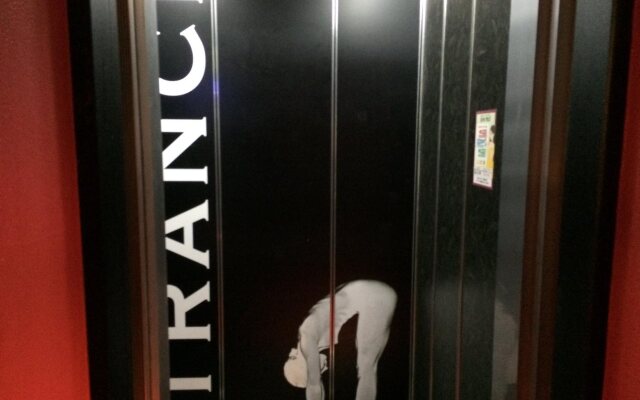HOTEL TRANCE -Adults Only