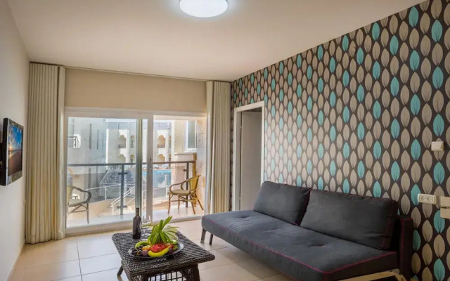 Acco Beach Hotel