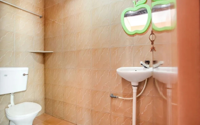 OYO 89470 My Town Hotel