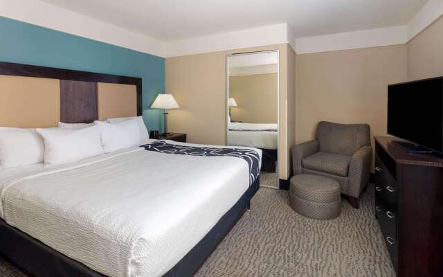 La Quinta Inn & Suites by Wyndham Savannah Airport - Pooler