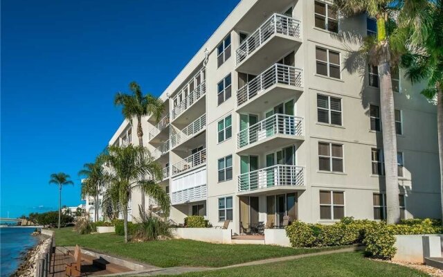 Bahia Vista 15567 - Two Bedroom Condo