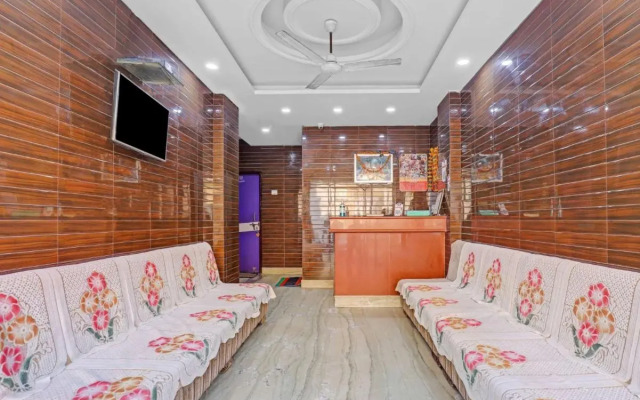 OYO 84081 Hotel Suhani Katra