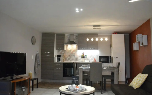 Comfortable Apartment With Terrace