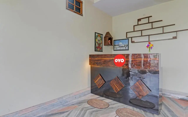 Oyo Flagship 80761A Hotel P A Palace