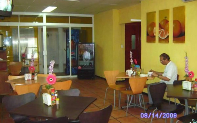 Hotel Trianon