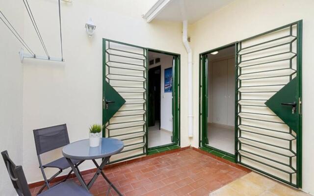 Casita En Pedregalejo Con Terraza 19B