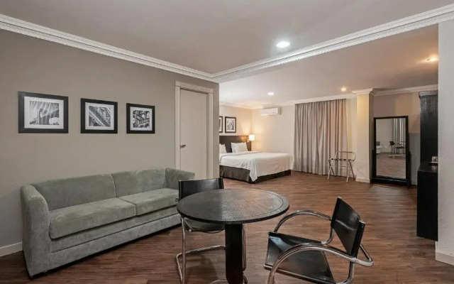 Rockefeller by Slaviero Hotéis