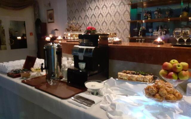 Hotel Elgrom