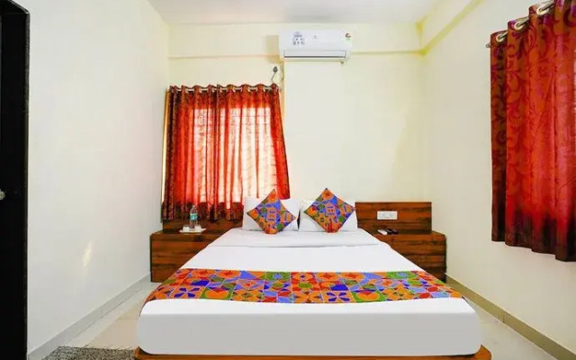 Fabhotel Himalay