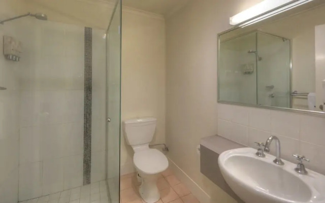 Bent Street Motor Inn