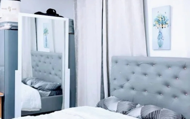 Cozy Studio Apartment in Vibrant Spintex, Accra