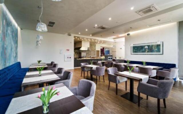 Impresamente Art Hotel