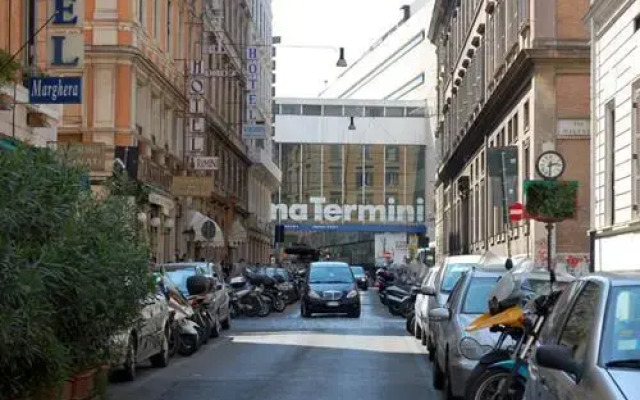 Hotel Stazione Termini Accomodation