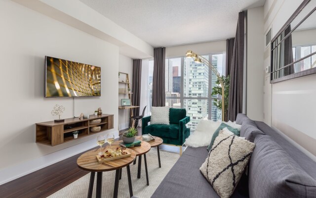 QuickStay - Stylish 2-Bedroom Downtown Condo