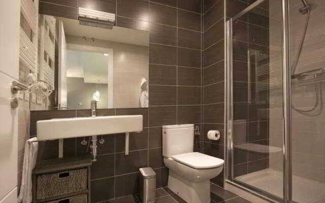 Irenaz Hotel de Apartamentos