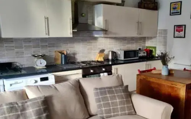 Cosy Central Apartment in London