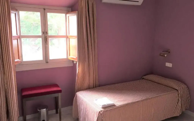 Hotel Rural Cortijo Amaya - Bed & Breakfast