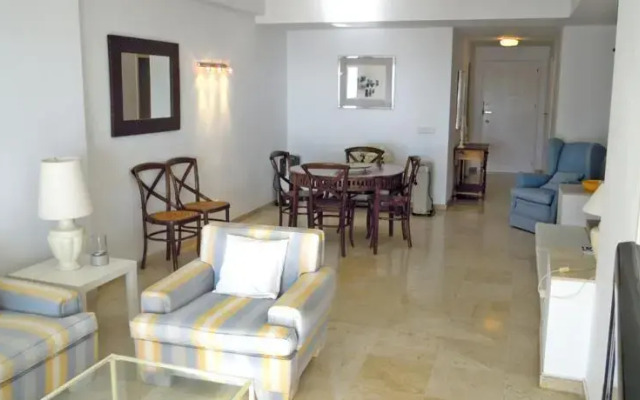 Apartamento Dúplex Guadalmina Baja