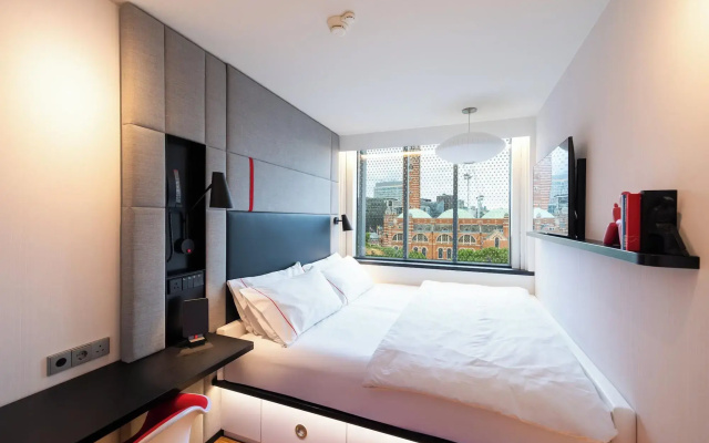 citizenM London Victoria Station