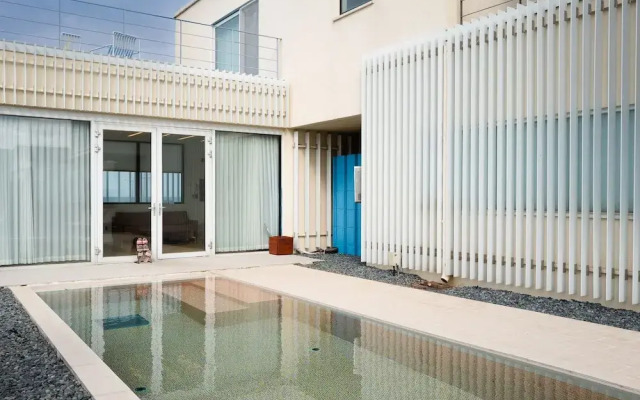 Namib Pool Villa Jeju