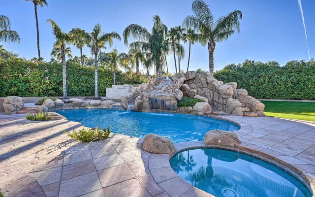 Paradise Valley Villa w/ Luxe Pool & Outdoor Games