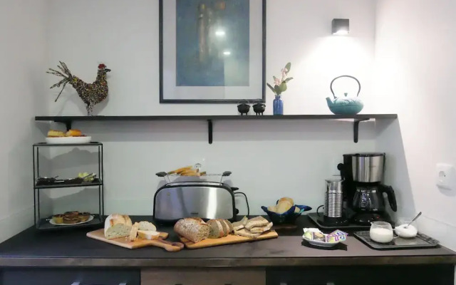 Serra do Pilar Porto Suites