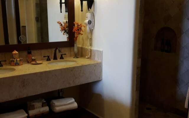 Best 2 BR Apartment in Cabo San Lucas