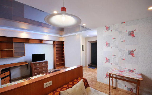 Апартаменты на улице Иртышская набережная 13