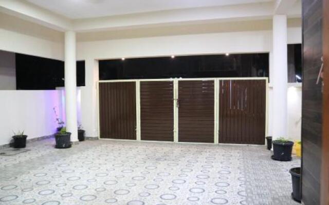 Zoe Service Rooms