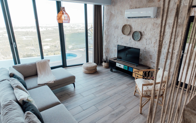 Fortunella Suites & Villas