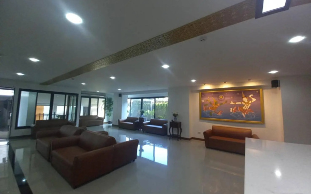 Buri Hotel and Hostel – Lobby – Chiang Mai