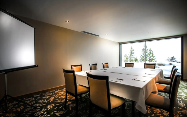 Sparkling Hill Resort and Spa - Adults-Only Resort