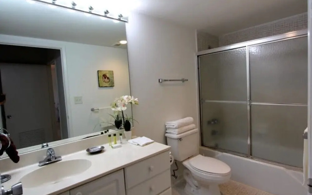 Standard 1 Bedroom Ocean View Or805