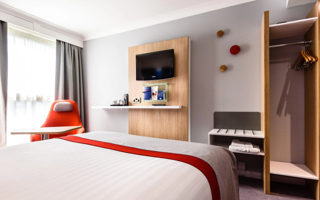 Holiday Inn Express Portsmouth - Gunwharf Quays by IHG