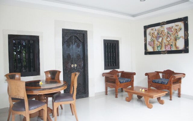 Puri Saron Senggigi Hotel