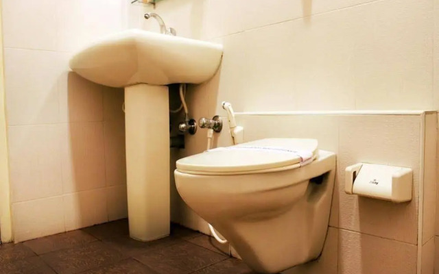 OYO Premium Banashankari Metro Station