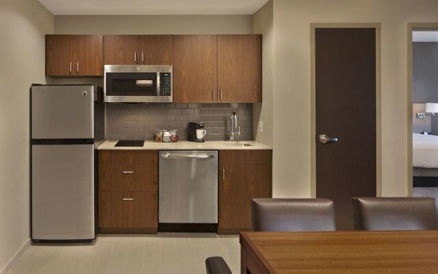 Hyatt Place Warwick / Providence Airport