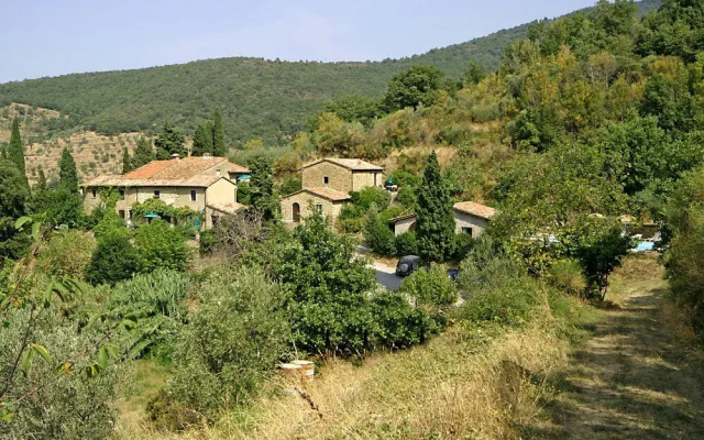 Borgo Elena