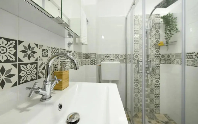 NEW Business Studio near Intercontinental Hotel - Homey Residence