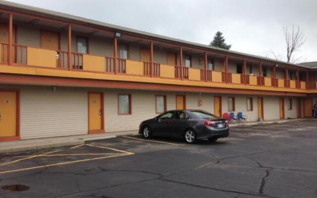 Cadet Motor Inn Coldwater