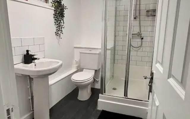 Spacious Sheffield Lodge