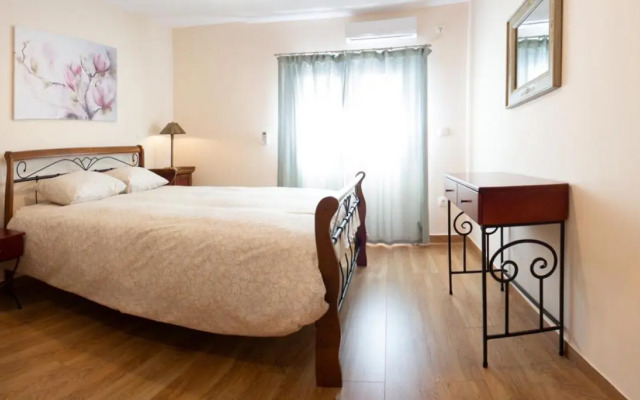 Αcacia House - Fully Equipped Apartment in Glyfada